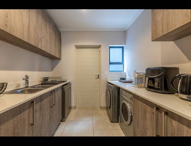 4 BEDROOM HOUSE FOR SALE IN BRYANSTON
